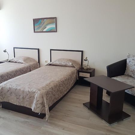 Family Hotel Venera Kavarna Kültér fotó